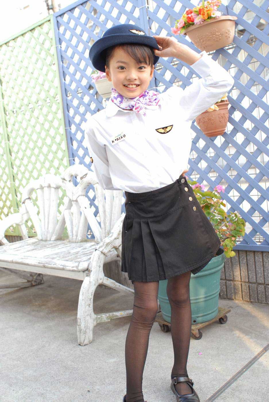 Dion Xsrv Jp Cutie Blog Img Cutie127 00 98 On, hot milf, Girl nude, naked G...